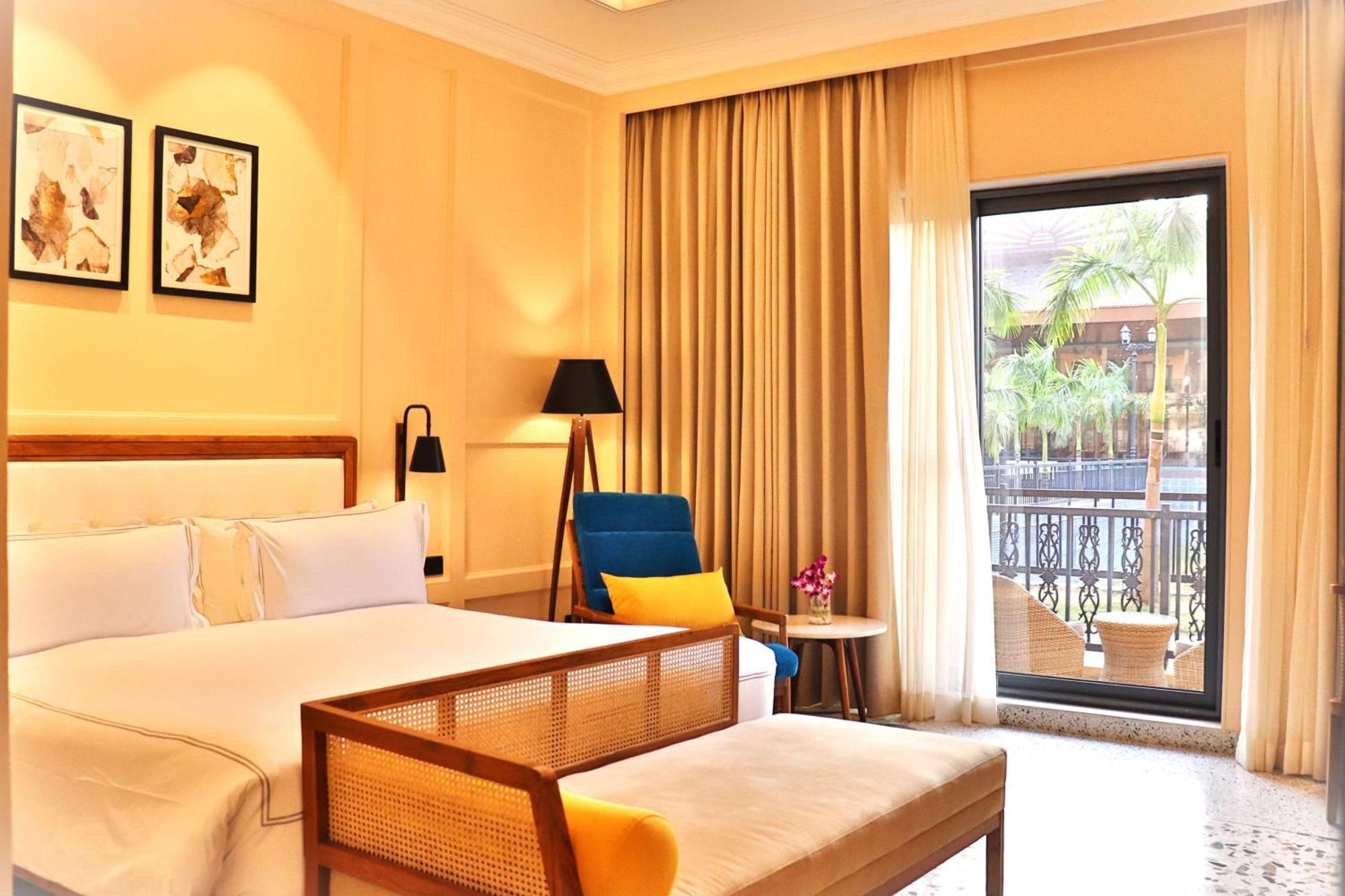 Radisson Blu Plaza Resort & Convention Centre คาร์จัต ภายนอก รูปภาพ Deluxe Room