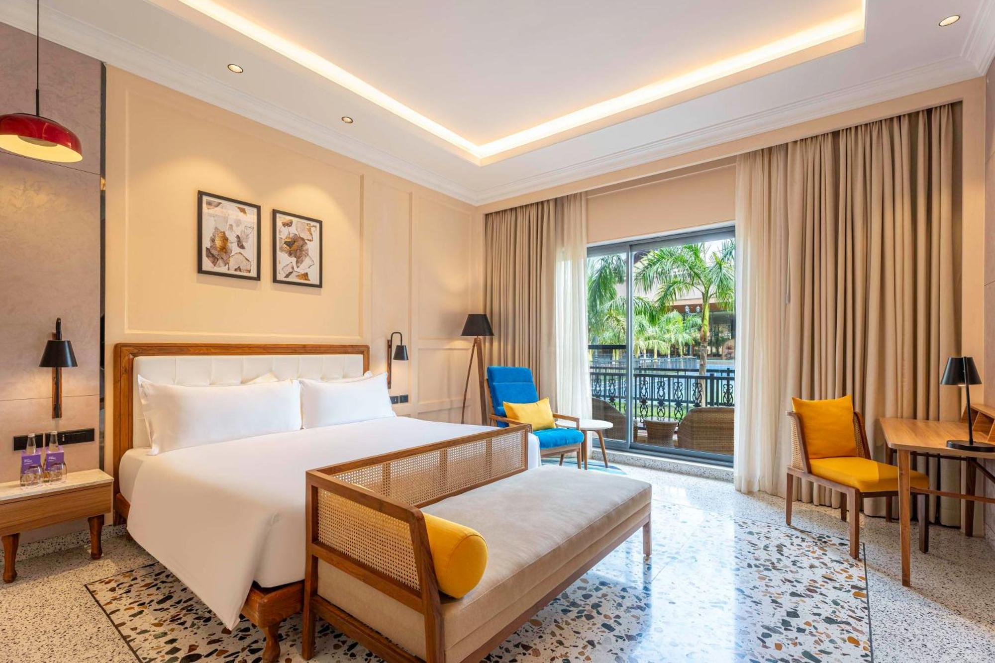 Radisson Blu Plaza Resort & Convention Centre คาร์จัต ภายนอก รูปภาพ Deluxe Room